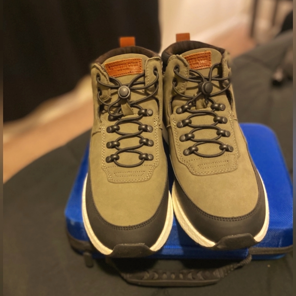 Men's Olive Hiking Shoes